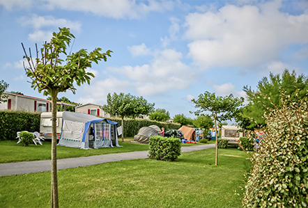 emplacement camping caravaning