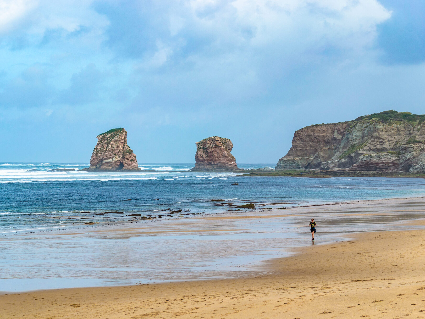 rochers des deux jumeaux hendaye