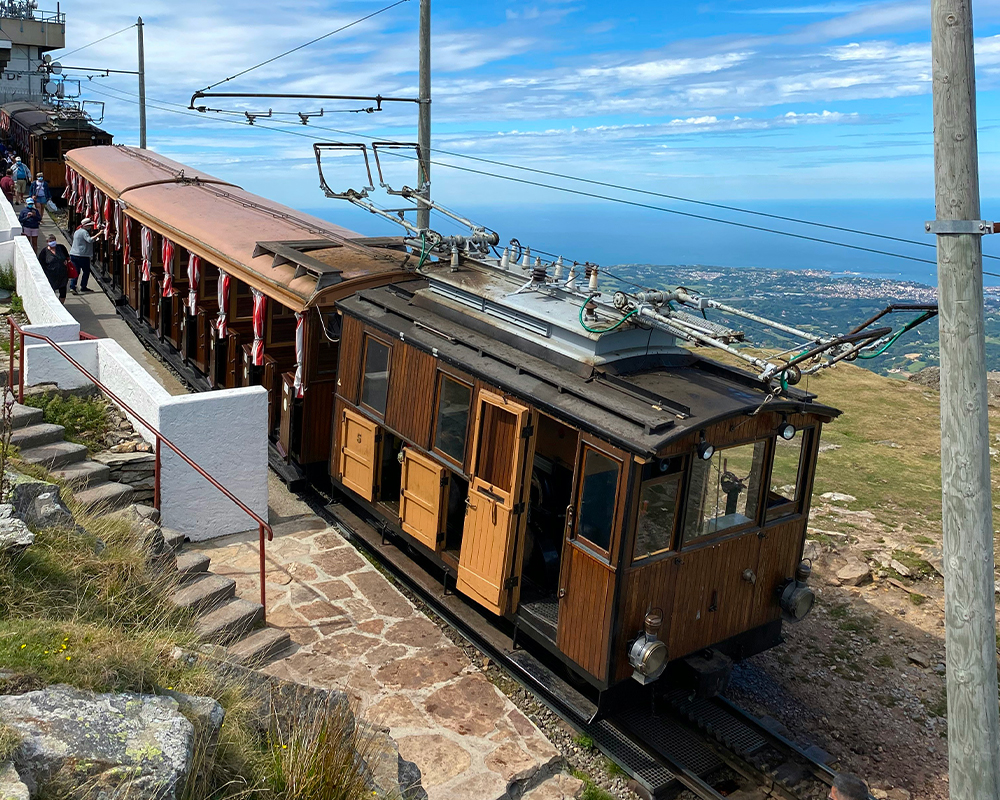 train cremaillere la rhune