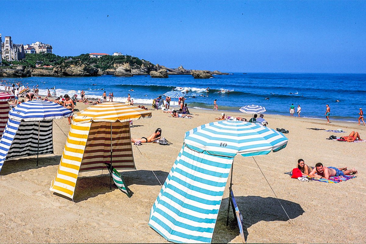 grande plage biarritz