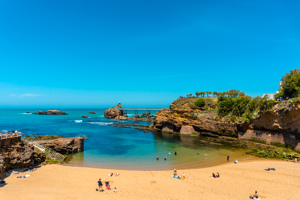 plage port vieux biarritz